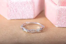 Каблучка з родієвого срібла з фіанітами 16.5 SK-0008 - мініатюра 8