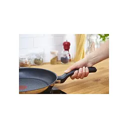 Сковорода Tefal Comfort Max, 20см, чорний (G7260244) - мініатюра 7