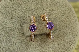 Сережки Xuping Jewelry антракт з фіолетовим каменем 1,7 см золотисті