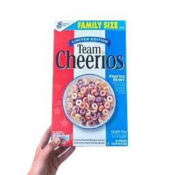 Сухий сніданок Team Cheerios Cereal Frosted Berry Limited Edition Family Size 523г - мініатюра 7
