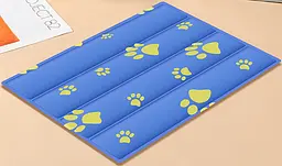 Охолоджуючий килимок для собак та кішок GEL Material Summer Pet Cooling Mat Ukrainian paws 45х60 см - мініатюра 2