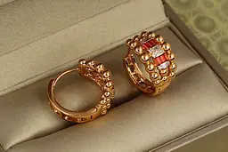 Сережки Xuping Jewelry казино з червоними каменями 1,7 см золотисті - мініатюра 4