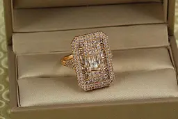 Кільце Xuping Jewelry Октаедр р 20 золотисте
