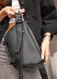 Жіноча сумка бананка Sambag Tirso Zard чорна 33 × 22 × 7 см (80551001) - мініатюра 6