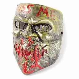 Маска Kiss Me