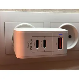 Зарядний пристрій Vokamo 2хType-C, 1хUSB Spow GaN 66W - мініатюра 5