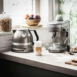 Електрочайник KitchenAid Artisan 5KEK1522EMS срібний медальйон 1.5 л (00000022787) - мініатюра 9