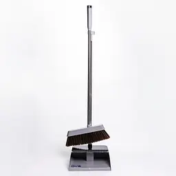 Комплект для уборки веник с совком, серый Yiwu HP-35015-10G