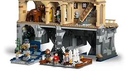 Конструктор LEGO Harry Potter Замок Гоґвортс: головна вежа 2135 деталей (76454) - мініатюра 7