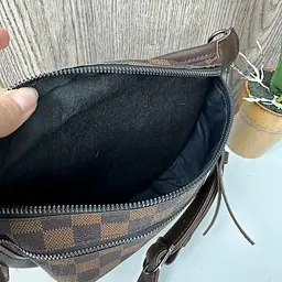 Сумка бананка жіноча поясна стильна крос-боді маленька коричнева клітинка 1304КЛ - мініатюра 6