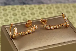 Сережки кафи Xuping Jewelry мильна пінка з каменями в обідку 2.9 см золотисті