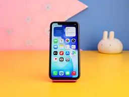 Смартфон Apple iPhone 11 128GB Black (MWLE2) Б/У [175782] - мініатюра 2