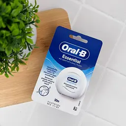 Зубна нитка Oral-B Essential floss без воску (м'ятна), 50 м