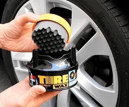 Чорніння для шин SOFT99 Tire Black Wax 170 г воскове покриття для гуми - мініатюра 5