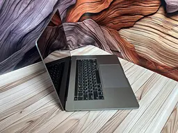 Ноутбук Apple MacBook Pro 16" i9-9880H/32/1TB (C02G84KEMD6T) Б/в - мініатюра 4