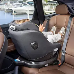 Автокрісло Graco Turn2Me DLX i-Size Чорне (GC2302AAMDN000) - мініатюра 6