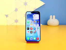 Смартфон Apple iPhone 15 Pro 128GB Natural Titanium (MTUX3) Б/У [176757] - мініатюра 2