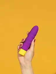 Вибратор Romp Beat Мини- с аккумулятором, 15х3.3 см - миниатюра 3