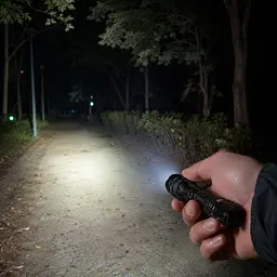 Ліхтарик + відлякувач BL 1158 / Електрошокер-ліхтар Police-1158 / LED ліхтар ручний - мініатюра 2