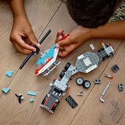 Конструктор LEGO Creator Бортова вантажівка з гелікоптером 270 деталі (31146) - мініатюра 3