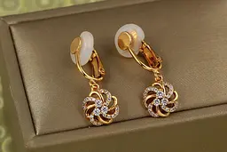 Сережки кліпси Xuping Jewelry мальва 3 см золотисті