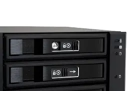Бекплейн Chieftec 2x5.25" -> 3x3.5" HDDs Hot-Swap Aluminium (CBP-2131SAS) - мініатюра 5