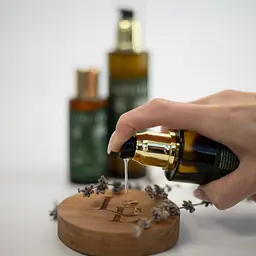 Освіжаючий Лавандовий флюїд Lavender Freshness Fluid Lavender Essence LOVELLIE 100 мл - мініатюра 4