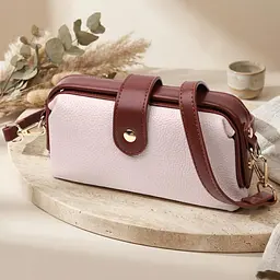 Чудовий клатч з цікавою клямкою з натуральної шкіри Vintage 22426 білий