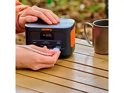 Зарядна станція Jackery Explorer 100 Plus (JE-100A) - мініатюра 9
