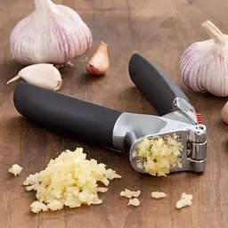Прес для часнику Oxo Good Grips чорний (11107400) - мініатюра 4