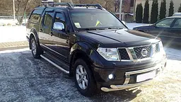 Дефлектор капоту мухобійка для NISSAN PATHFINDER/NAVARA 2010-темний