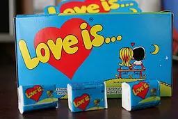 Жуйки Love is Полуниця-Банан оптом - мініатюра 2