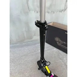 Електросамокат KugooKirin S3 Pro Premium (350W, 8.8Ah) Чорний - мініатюра 15