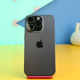 Смартфон Apple iPhone 15 Pro 128GB Black Titanium (MTUV3) Б/У [175059]