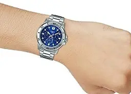 Годинник Casio MTP-VD300D-2E - мініатюра 2