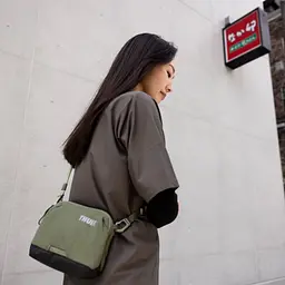 Сумка Thule Paramount Crossbody 2L PARACB-3102 Soft Green (6949019) - мініатюра 6