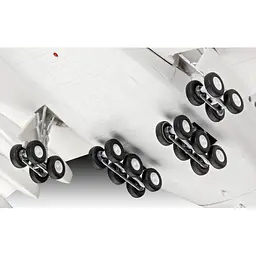 Збірна модель-копія Revell Літак Airbus A380-800 Lufthansa нова ліврея 1:144 (RVL-03872) - мініатюра 6