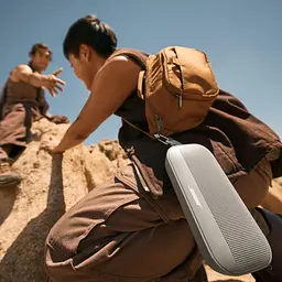 Портативна акустика Bose SoundLink Flex II Speaker Sandstone (887612-0300) [130530] - мініатюра 8