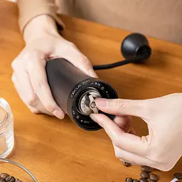 Кавомолка ручна Xiaomi Circle Joy Coffee Grinder (CJ-CF17) Black - мініатюра 4