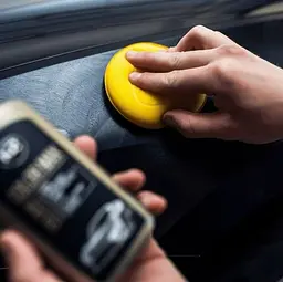 Поліроль для кузова крем K2 Color Max приховує подряпини та підсилює колір 250 мл Чорний - мініатюра 4