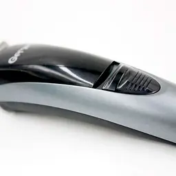 Професійна акумуляторна машинка Gemei GM-6053 для стрижки волосся з насадками бездротова - мініатюра 5