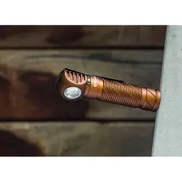 Ліхтар Olight Perun 2. Desert tan - мініатюра 8