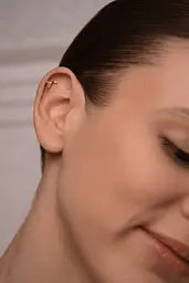 Сережка для хеліксу з червоного золота Пташка (з40109) - мініатюра 4