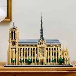 Конструктор LEGO Architecture Нотр-Дам-де-Парі 4383 деталі (21061) - мініатюра 14