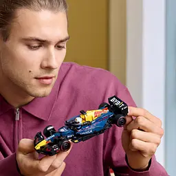 Конструктор LEGO Speed Champions Автомобіль для перегонів F1 Oracle Red Bull Racing RB20, 251 деталь (77243) - мініатюра 5