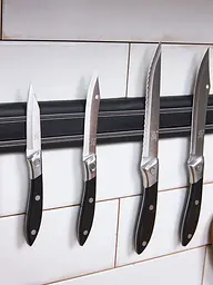 Магнітний тримач планка для ножів та інструментів 38 см, Kitchen Master 86657 - мініатюра 2