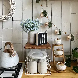 Підставка під тарілки Nice & Cozy Garret металева з дерев'яною основою біла - мініатюра 3