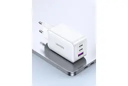 Зарядний пристрій адаптер живлення Ugreen CD244 65 W (3 порти 2C + 1 A) (15334) біле - мініатюра 3