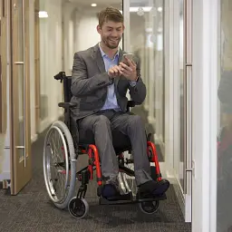 Середньоактивне крісло колісне Invacare Action 4 NG HD (Action 4 NG-1792) - мініатюра 8
