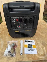 Інверторний бензиновий генератор-валіза з колесами DeWalt DWG70i-SE (7,0 -6.5 кВт) + електростартер - мініатюра 4